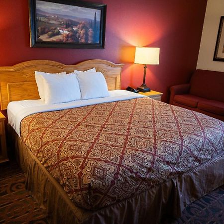Savanna Inn & Suites Eksteriør bilde